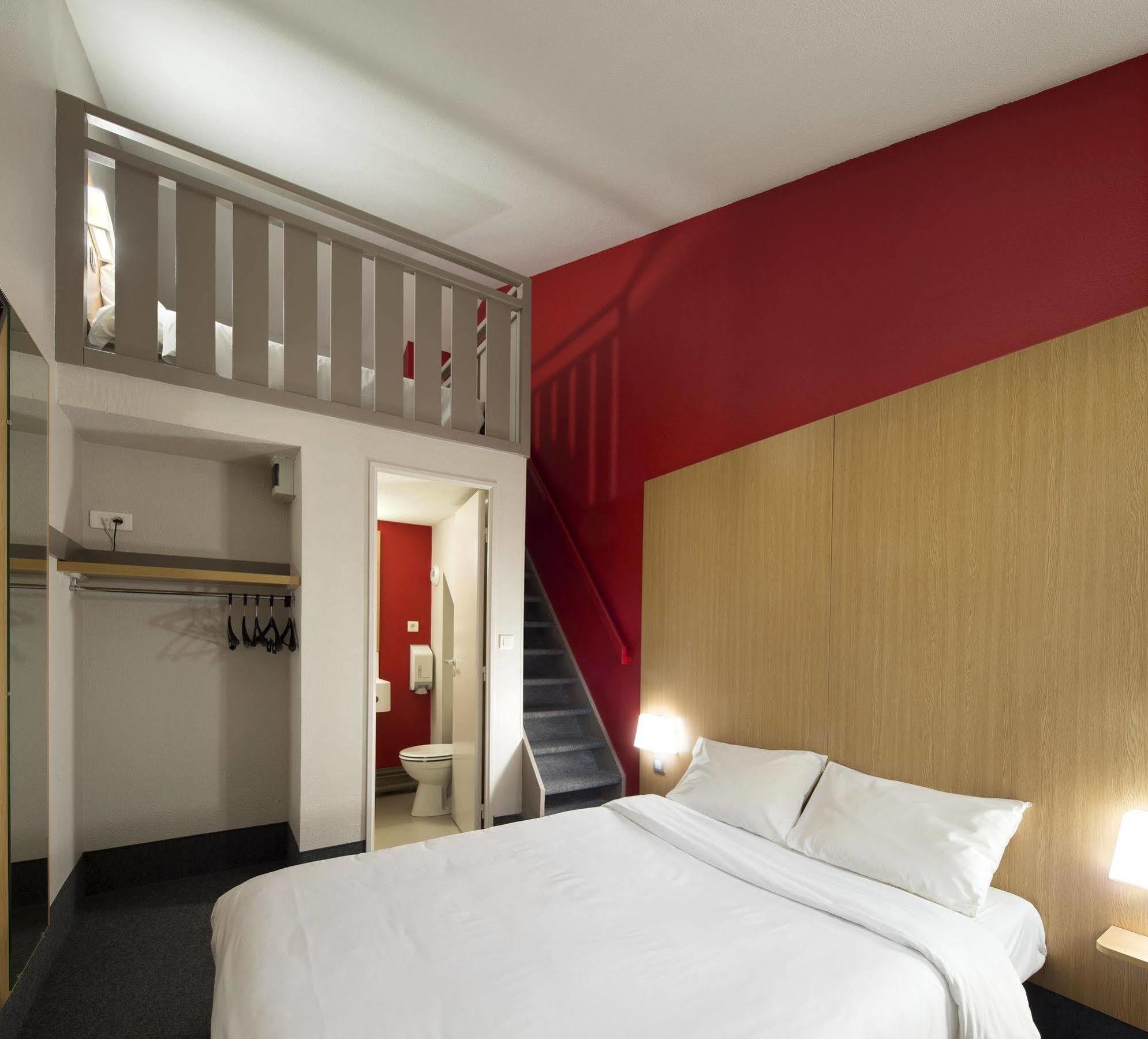 B&B Hotel Quimper Nord Douarnenez Екстериор снимка