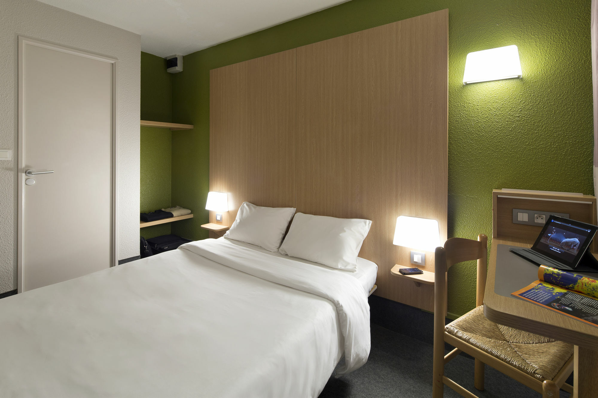 B&B Hotel Quimper Nord Douarnenez Екстериор снимка