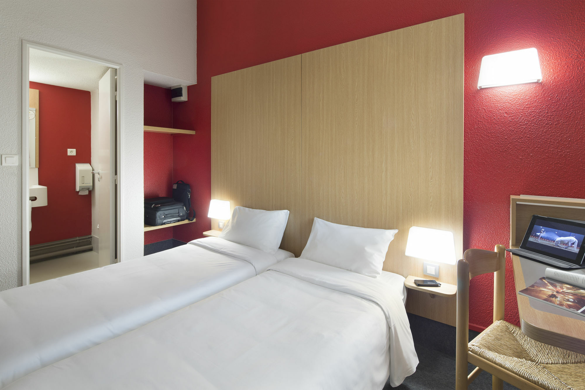 B&B Hotel Quimper Nord Douarnenez Екстериор снимка